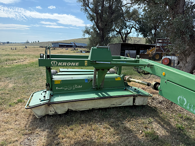 Krone easy cut 2800 XV mower 1.jpeg